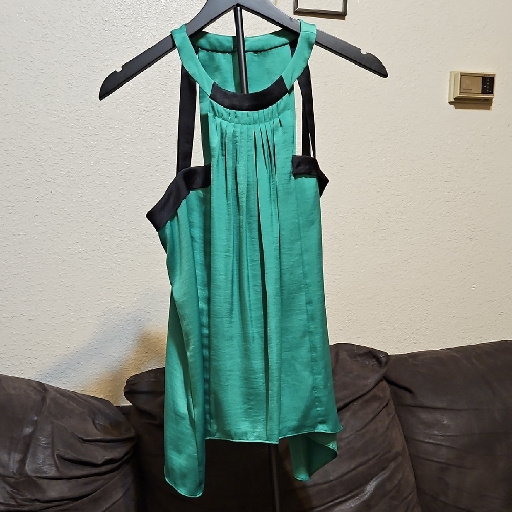 BCBGMaxAzria Green and Black Halter Camisole